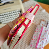 Astuccio da Agenda A5 con Elastico e Interno Impermeabile | Hockety Pockety
