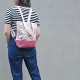 Zaino Enola in cotone floreale – Zainetto artigianale leggero con zip | Fantasia Bloom Rosa