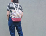 Zaino Enola in cotone floreale – Zainetto artigianale leggero con zip | Fantasia Bloom Rosa