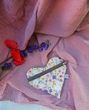 Pochette a cuore artigianale, fatta a mano