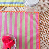 Tovaglietta americana artigianale a righe con passamaneria – collezione Stripes & Vibes