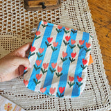 Gallinella porta merenda “Tulipani in festa” – artigianale in cotone con interno impermeabile