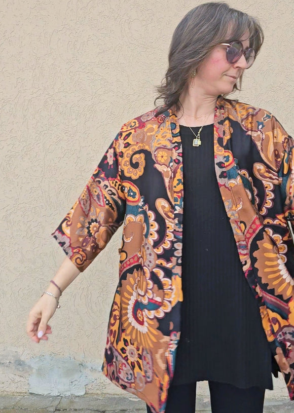 Kimono in viscosa di cotone leggerissima, fantasia Barocco Dorato